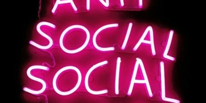 720x1280 Ultemia Streetwear | Women's Streetwear | Wallpaper iphone neon, Pink neon  wallpaper, Neon wallpaper