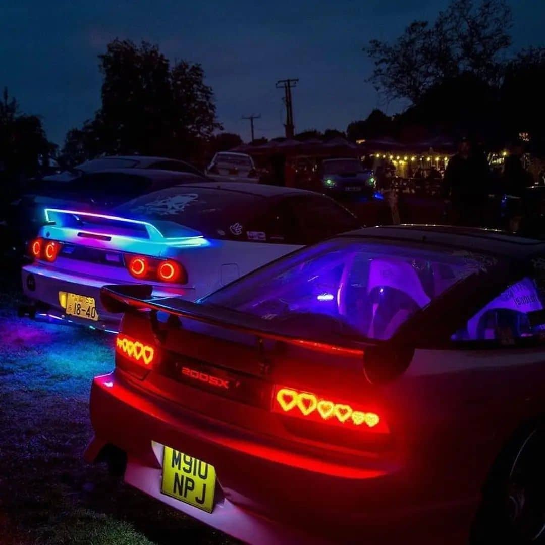 1080x1080 25++ Cool Car Wallpapers to Add a Luxury Touch to Your iPhone & Desktop