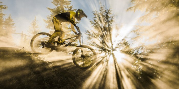 2880x1800 2880x1800 Mountain Bike Sunbeam Macbook Pro Retina HD 4k Wallpapers,  Images, Backgrounds, Photos and Pictures