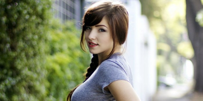 1600x1000 Download Cute Girl Wallpaper For Chrome