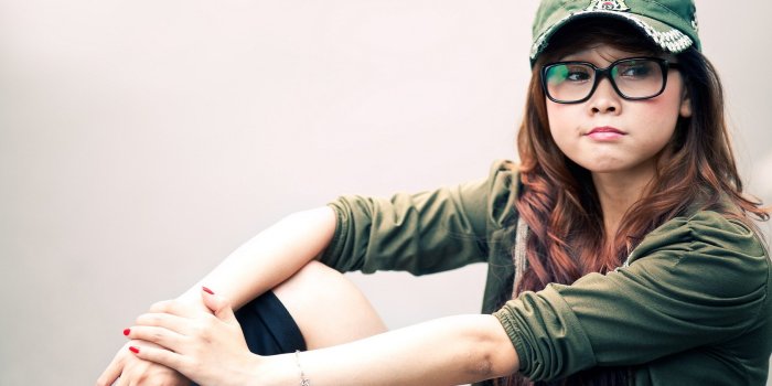 1680x1050 Cute Girls With Glasses wallpaper | 1680x1050 | #26036