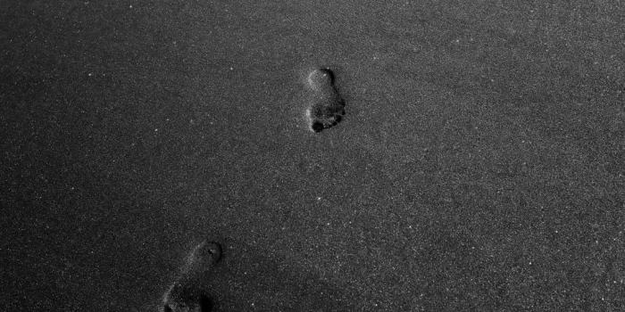 1080x1620 25 Aesthetic Dark Wallpapers For iPhone (Free HD Download!)