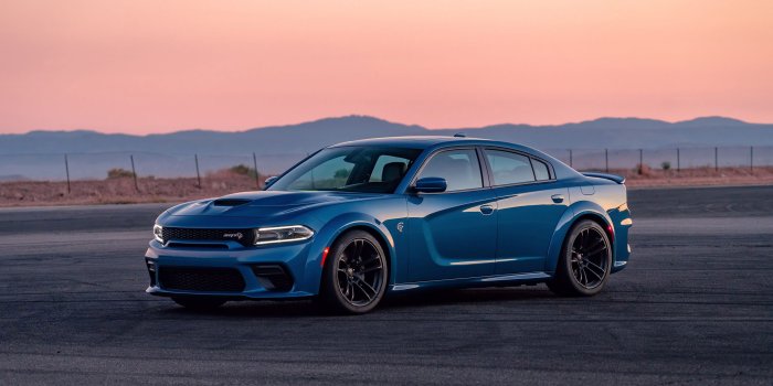 2560x1440 2020 Dodge Charger SRT Hellcat Widebody