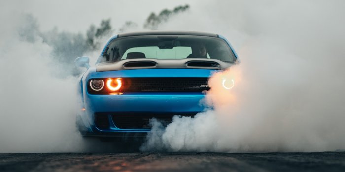 2932x2932 Download Dodge Challenger Hellcat, smoke, muscle car, blue wallpaper,  2932x2932, iPad Pro Retina
