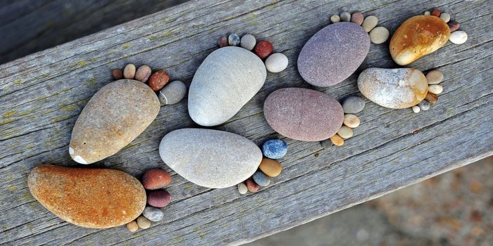 1920x1080 Stones Wallpapers For Desktop - Pebble Foot (#3171858) - HD Wallpaper &  Backgrounds Download