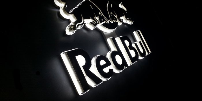 3200x2400 Red Bull wallpaper | 3200x2400 | #69529