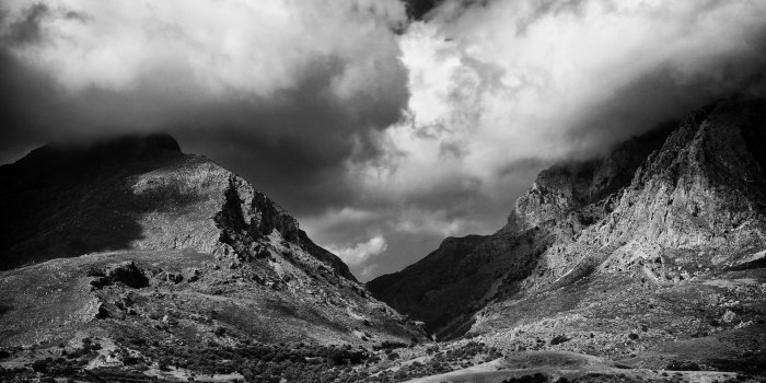 3840x2160 49+] 4K Black and White Wallpaper on WallpaperSafari