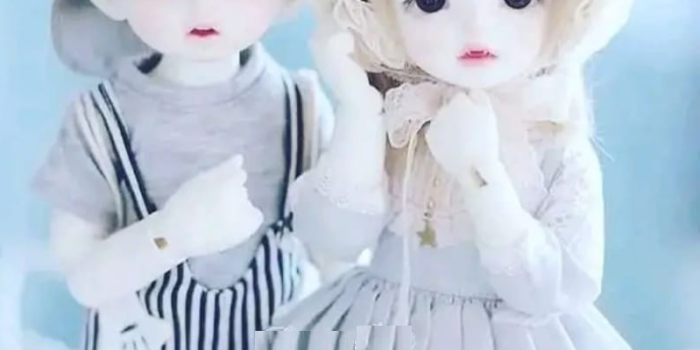 799x1011 Romantic Doll Couple Wallpaper - Oh Yaaro