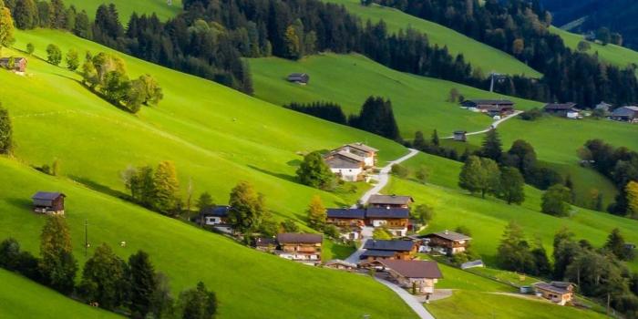 1080x2400 Beautiful Village Phone Wallpaper