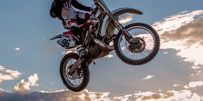 900x1600 Big-Jump-Motocross-iPhone-Wallpaper | Enduro motocross, Supermoto, Motocross