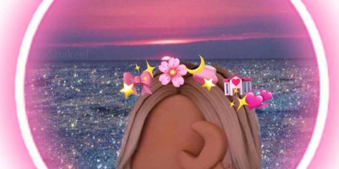 1145x1145 30+] Roblox Cute Girls Wallpapers on WallpaperSafari