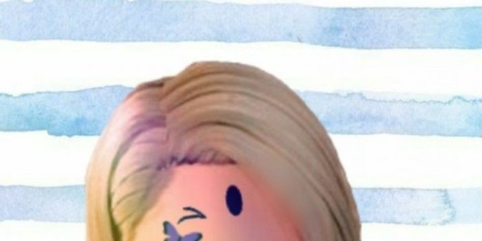 715x1271 Roblox Girl Wallpaper - Wallpaper Sun