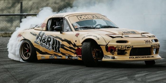 736x1308 Download 1350x2400 sports car, drift, race, tuning wallpaper | Best jdm  cars, Street racing cars, Car wallpapers