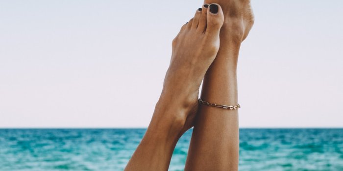 1000x1500 Barefeet | 79 best free barefeet, feet, barefoot and grey photos on Unsplash