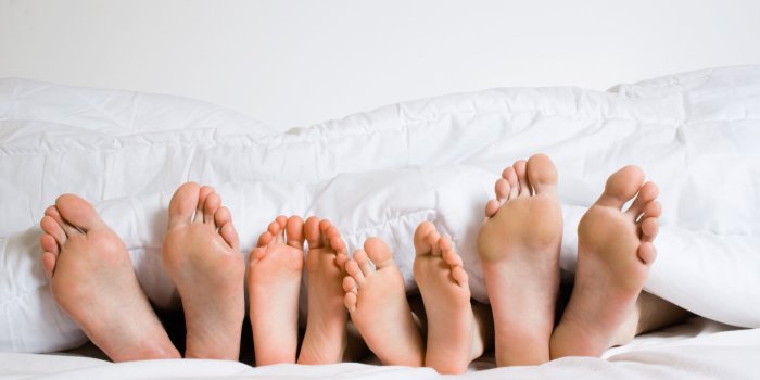 2560x1600 170+ Feet HD Wallpapers and Backgrounds