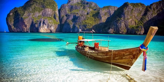 2560x1600 Boat Island Wallpapers Maya Bay1 : Wallpapers13.com