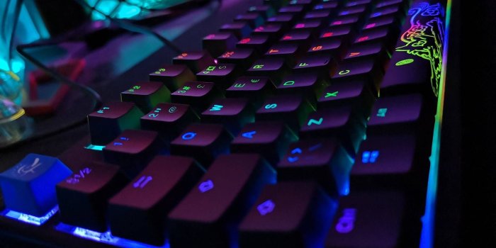 1707x1280 Gaming RGB Keyboard Wallpaper by AqozaTM - bd - Free on ZEDGE™ | Keyboard,  Iphone wallpaper, Retro games wallpaper