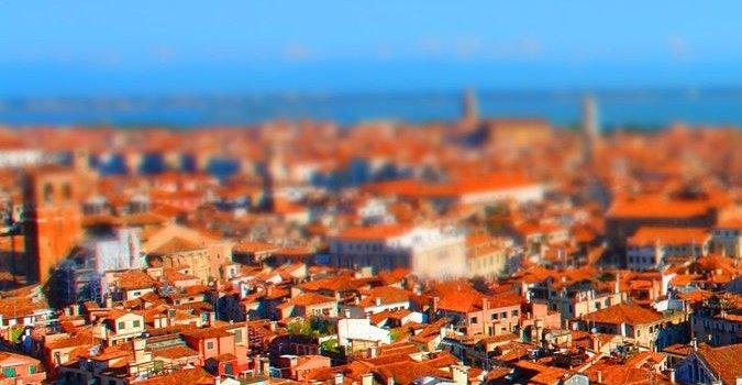 675x1200 Spain-Tilt-Shift-View-iPhone-Wallpaper | Wallpaper iphone christmas, Free  christmas desktop wallpaper, Christmas wallpaper free