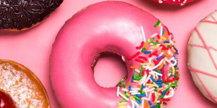 750x1334 Doughnut Wallpapers - Top Free Doughnut Backgrounds - WallpaperAccess