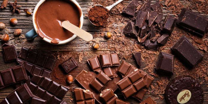 1332x850 Wallpaper chocolate, nuts, chips, cocoa images for desktop, section еда -  download