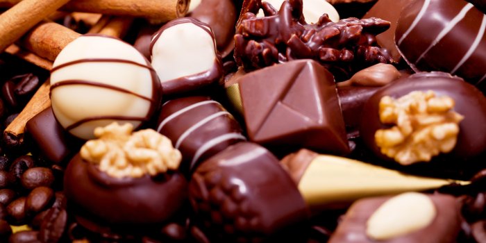 5616x3744 Chocolates Wallpapers