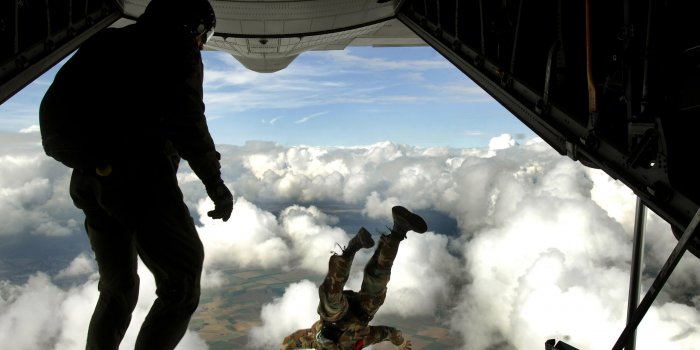 2560x1440 Army Drill Ultra HD Desktop Background Wallpaper for 4K UHD TV