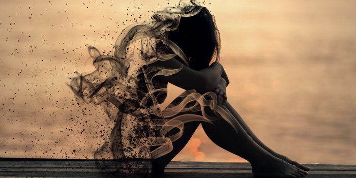 2560x2560 Girls Sad Wallpapers - Top Free Girls Sad Backgrounds - WallpaperAccess