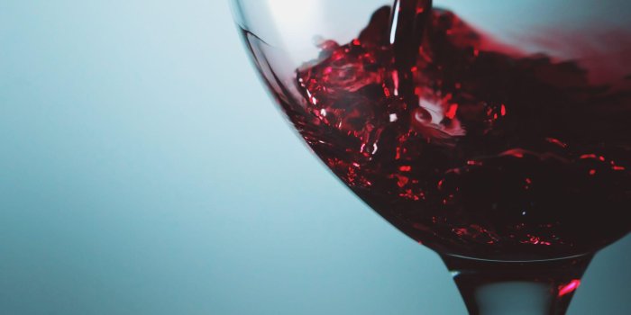 2560x1600 Red Wine Wallpapers