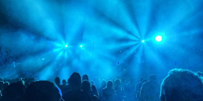 1000x1333 750+ Techno Pictures [HQ] | Download Free Images on Unsplash