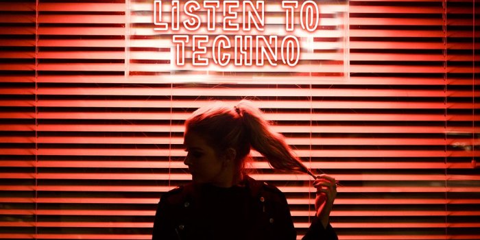 1080x1920 Top 15: The best techno wallpapers for smartphones | RAVE Clothing