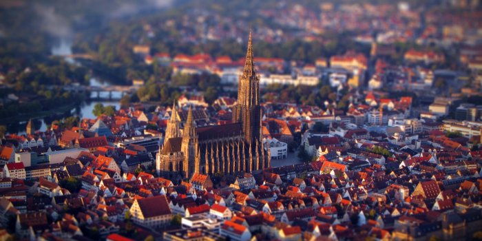3456x1944 Church in Ulm, Germany HD wallpaper