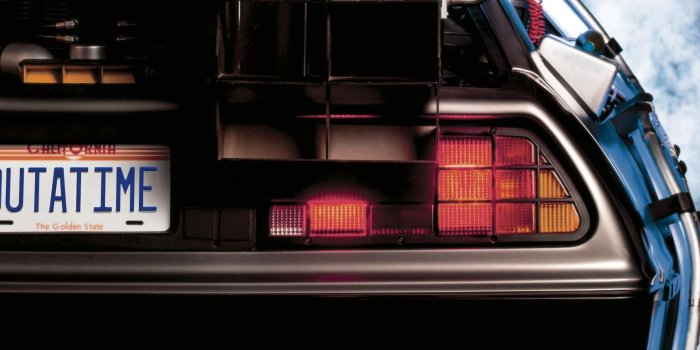 1536x2732 Back to the Future (1985) Phone Wallpaper | Moviemania | Fondos de pantalla  de coches, Viaje al futuro pelicula, Carros de películas