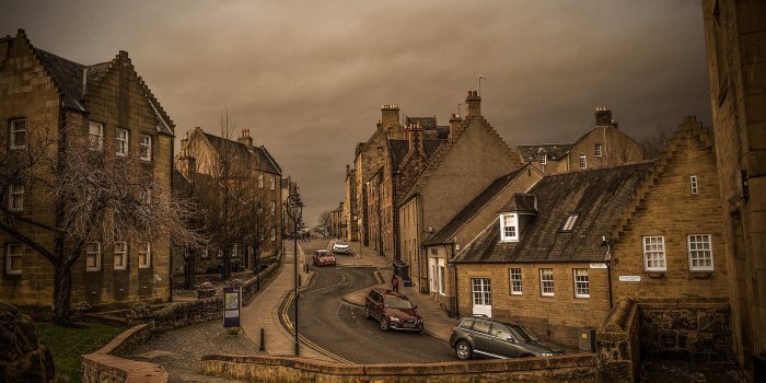 2048x1362 HD wallpapers Scotland. Watch photos of cities. Scotland, Stirling, Bow  Street.