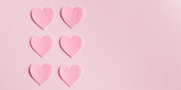 6541x4361 Paper Heart on Light Pink Background · Free Stock Photo