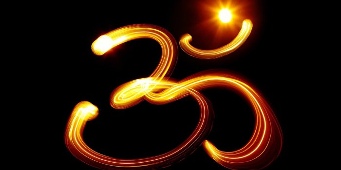 1280x800 File:Creative-3D-Om-Shining-HD-Wallpaper-Free.jpg - Wikimedia Commons