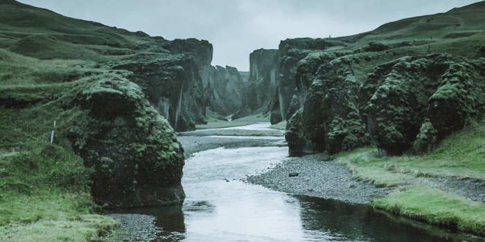 1125x2436 Iceland iPhone 11 Wallpapers