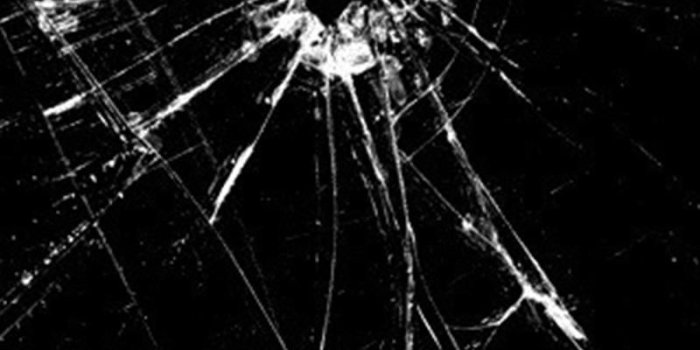 800x1200 Black Broken Screen Wallpapers - Top Free Black Broken Screen Backgrounds -  WallpaperAccess