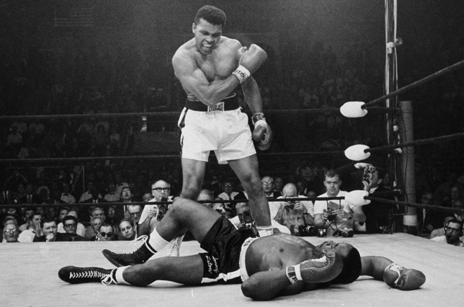 2100x1394 Muhammad Ali Dead: Legendary Boxer Was 74