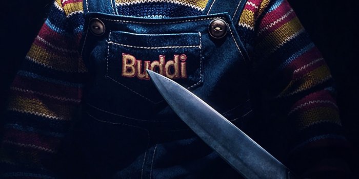 1242x2688 Child's Play Chucky Knife 4K Wallpaper #1