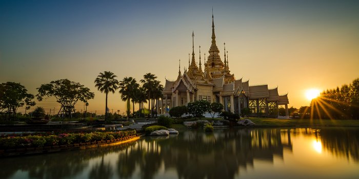 3840x2400 Thailand Wihan Wat Luang Pho Toe Nakhon Ratchasima 4k Ultra Hd Tv Wallpaper  For Desktop Laptop Tablet And Mobile Phones 3840x2400 : Wallpapers13.com