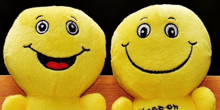 938x1668 Smiley Wallpapers - Top Best Smiley Wallpapers Download [ HD ]