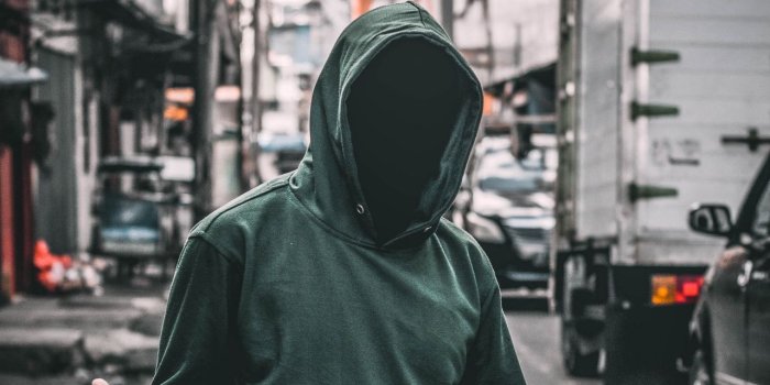 1280x720 Wallpaper hood, hoodie, man, anonymous, street hd, picture, image