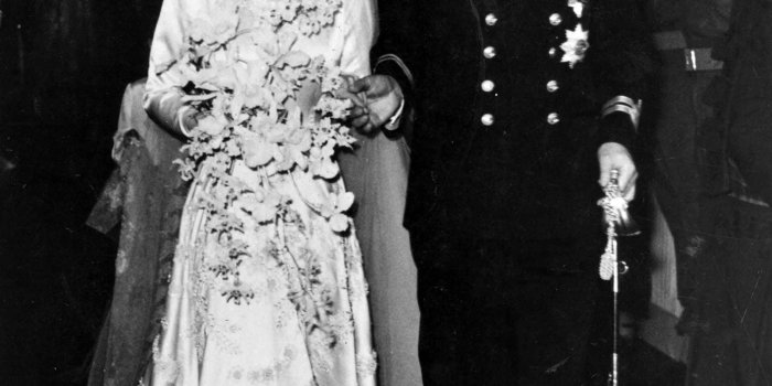 2202x2817 Queen Elizabeth II Pictures - Photos of Queen Elizabeth's Life