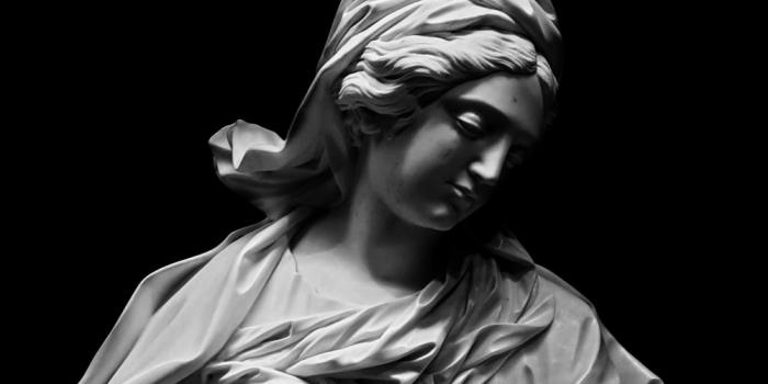 1000x1834 Black And White Statue Pictures | Download Free Images on Unsplash