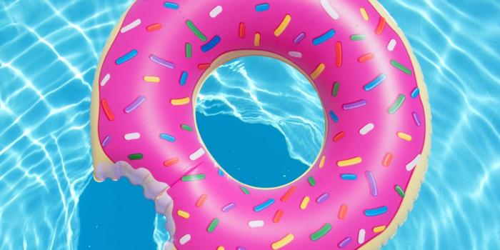 1600x2399 9 Awesome Pool Floats Every Food Lover Should Own | Iphone wallpaper girly,  Wallpaper iphone summer, Summer wallpaper