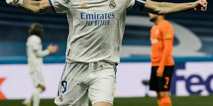 1152x2048 Real Madrid Wallpapers 4K on Twitter: 