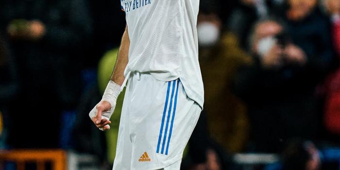 1152x2048 Real Madrid Wallpapers 4K on Twitter: 