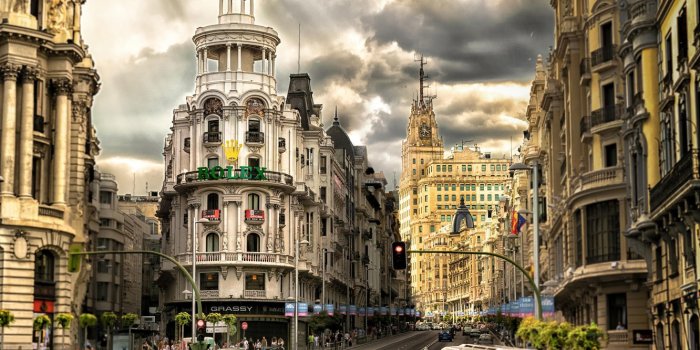1332x850 Wallpaper movement, street, Madrid images for desktop, section город -  download