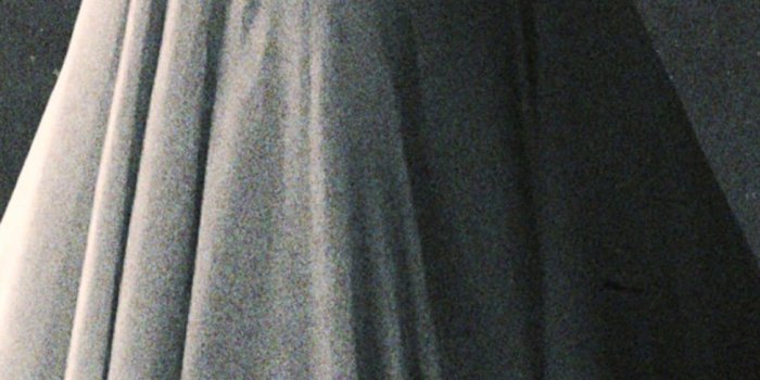 1125x2436 4K Haunted Halloween Wallpapers