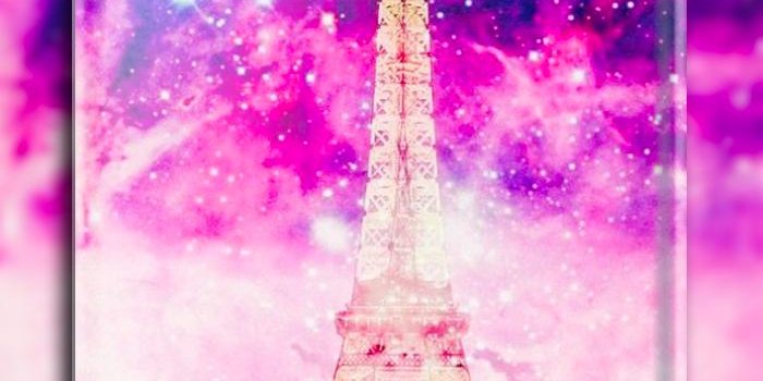 700x1170 The Eiffel Tower Wallpapers